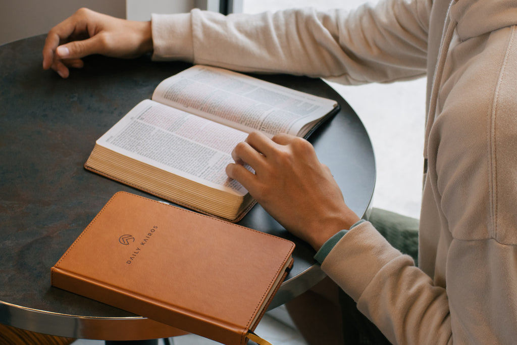 tips for stronger prayer life - kairos journal and bible reading