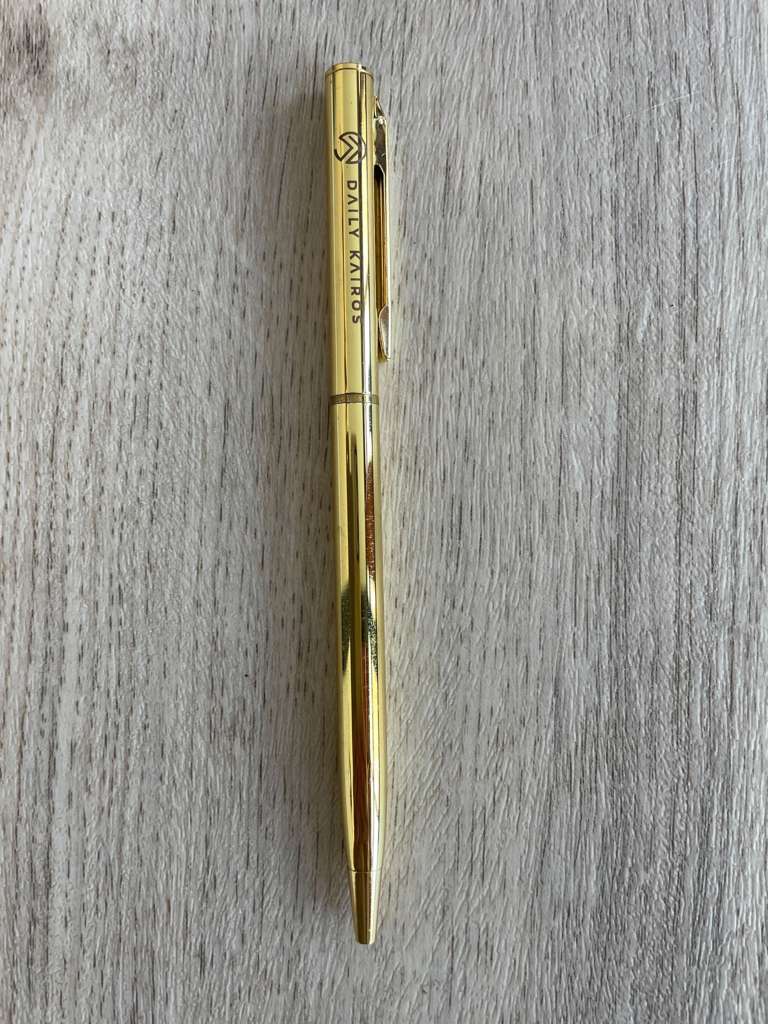 Daily Kairos embossed gold pen